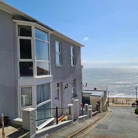 Beautiful Seaside Apartment With Parking Ventnor Eksteriør billede
